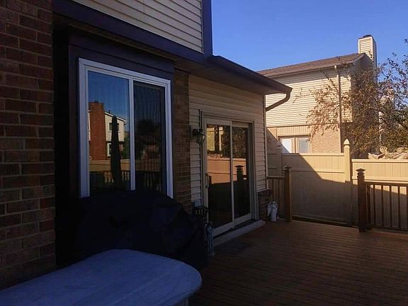 3rd image of 26781 Coachlight St