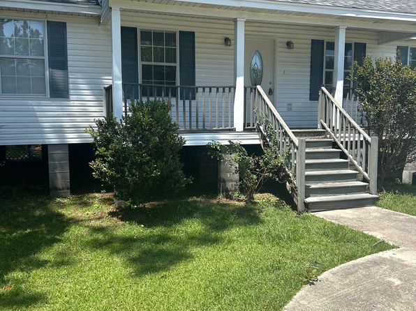 805 Deer Trail Ln, Pass Christian, MS 39571