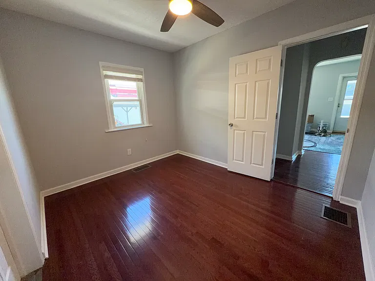 4912 Laurel Ave — Photo 28