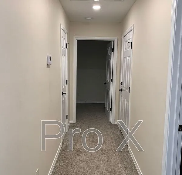 612 Easton Dr #B — Photo 14