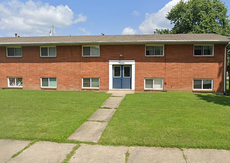 1025 E Pearl St #C — Photo 1