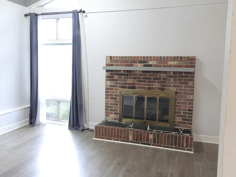 12712 Torrington St — Photo 7