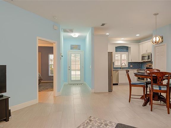 3rd image of 10720 Pearl Bay Cir