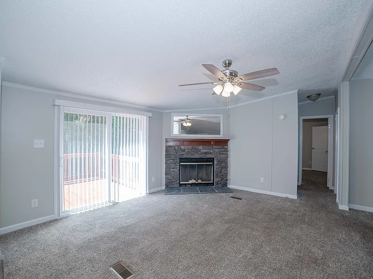 7341 April Dr — Photo 12