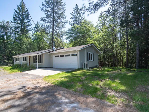 3531 Russell Rd, Grants Pass, OR 97526