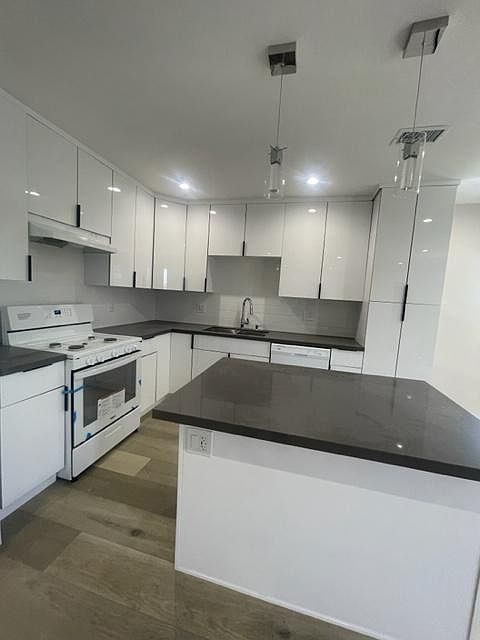 1st image of 4615 E Broadway #7