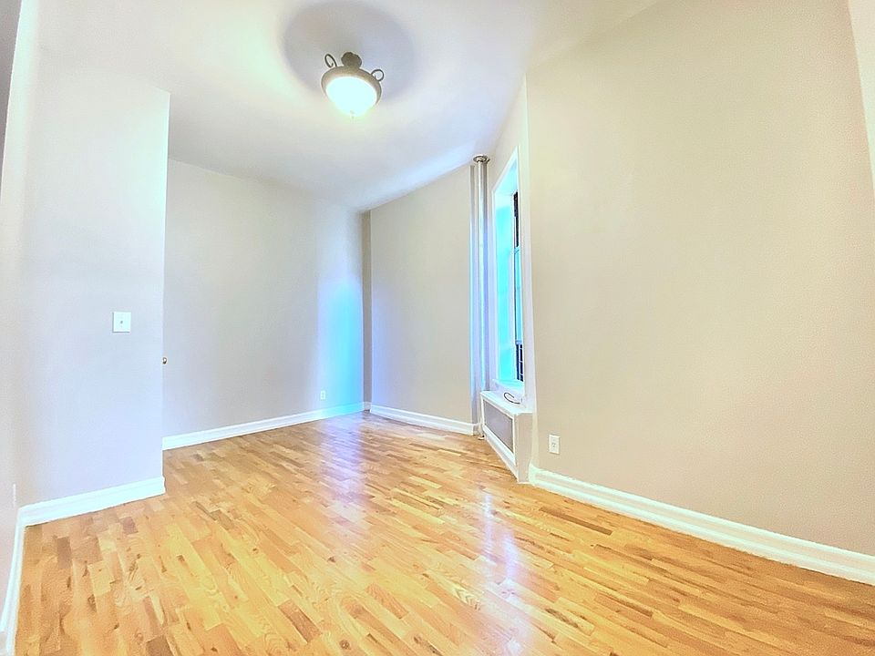1st image of 35 Morningside Ave APT 42
