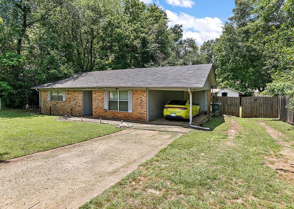 2001 Banita St, Nacogdoches, TX 75965 MLS 22300581 Zillow