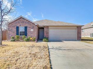 1209 Foxglove Ln, Burleson, TX 76028