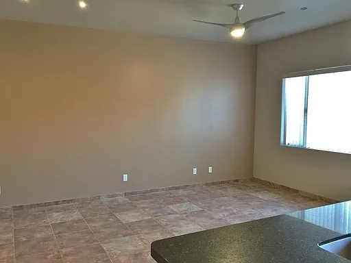 75 Sugarloaf St #D — Photo 6