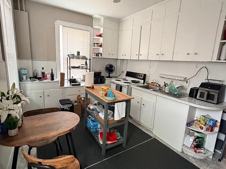 262 Chestnut Hill Ave #2 — Photo 3