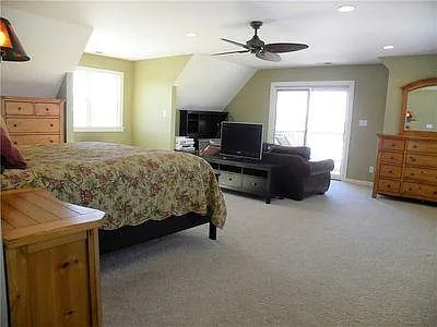 5880 S 700 E — Photo 21