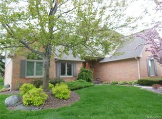 48162 Park Lane Ct, Canton, MI 48187