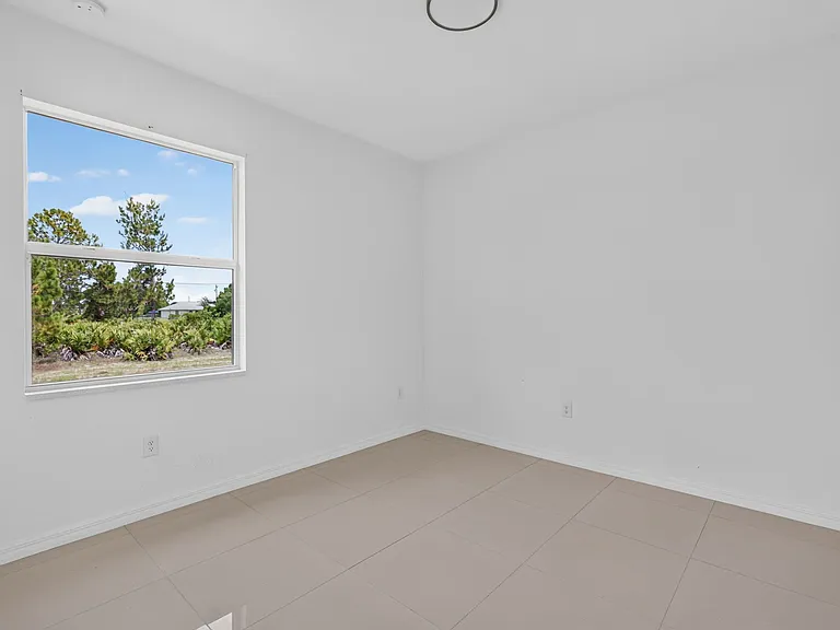 3700 12th St W — Photo 18