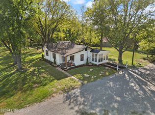210 Clark Station Rd, Fisherville, KY 40023