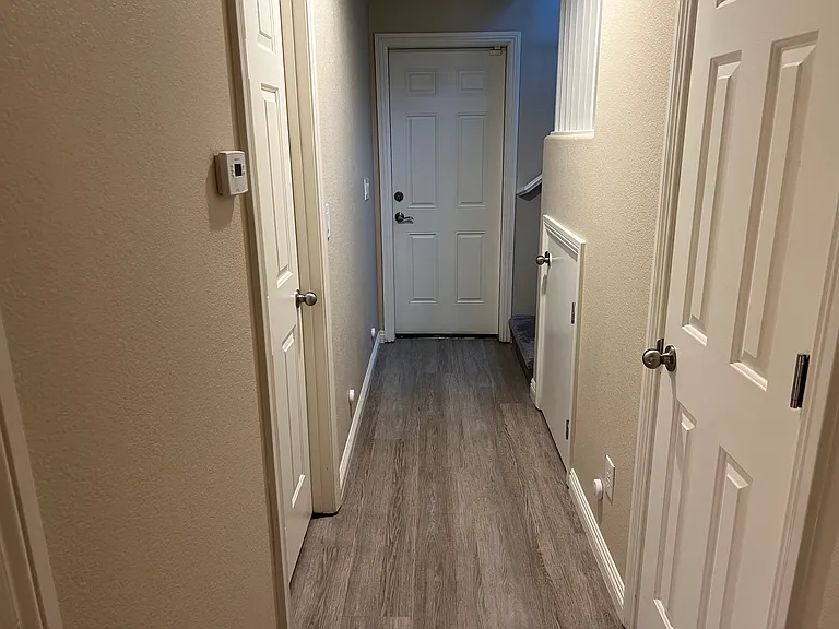 10567 Mann St — Photo 6