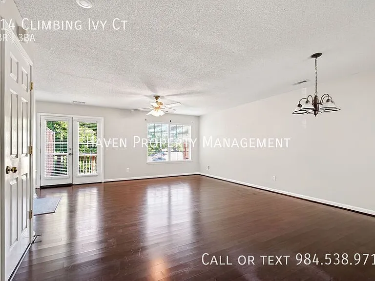 214 Climbing Ivy Ct — Photo 8