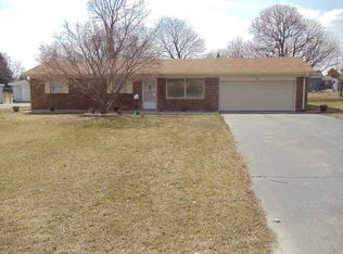 409 Gordon Dr, Monticello, IN 47960