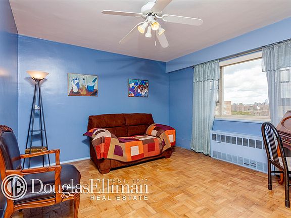 3rd image of 130 Saint Edwards St APT 16D