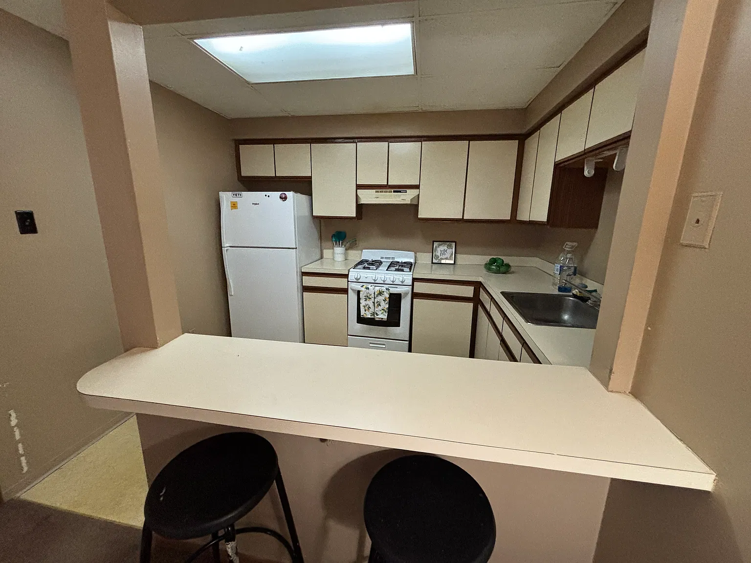 1 bed, 700 sqft, $830 — Photo 2