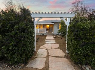 901 Grandview Ave, Ojai, CA 93023