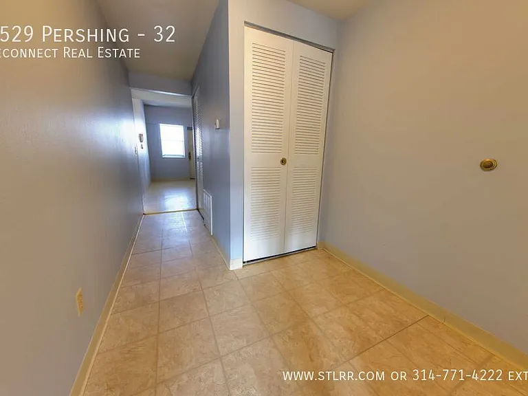 5529 Pershing Ave #32 — Photo 1