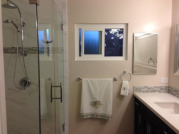 Master Bath East Wall