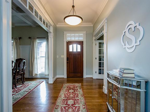 4th image of 604 Clover Meadows Ct