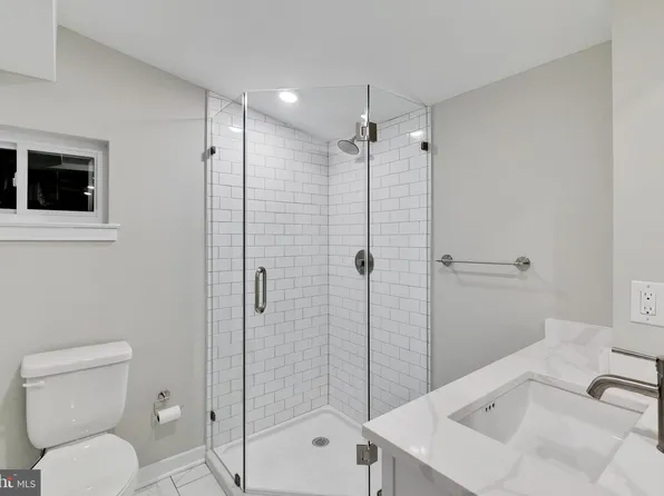 1435 N 5th St #3, Philadelphia, PA 19122