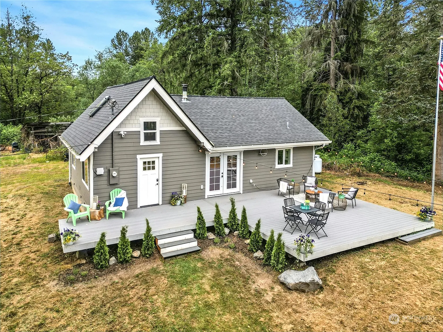 12208 Kelly Road NE photo 1