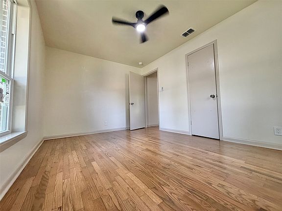 14th image of 1812 Carlton St