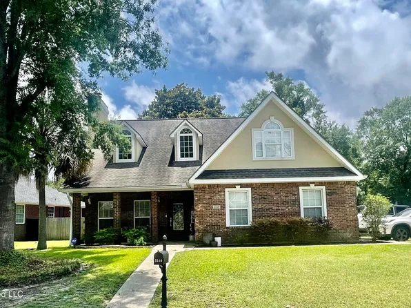 3510 Bramblewood Cir, Pascagoula, MS 39581