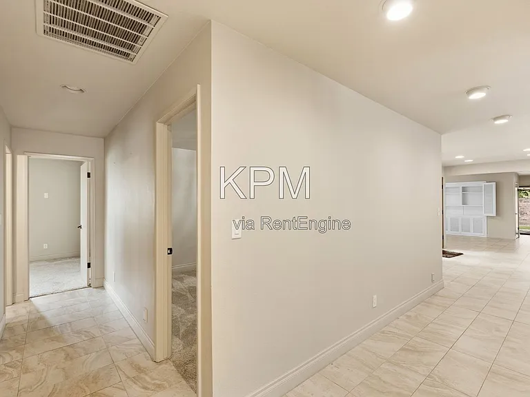 3342 Cove Cir — Photo 10