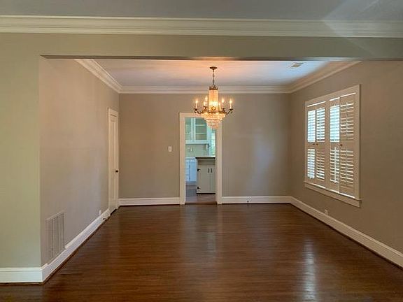3rd image of 1133 Arnold Ave