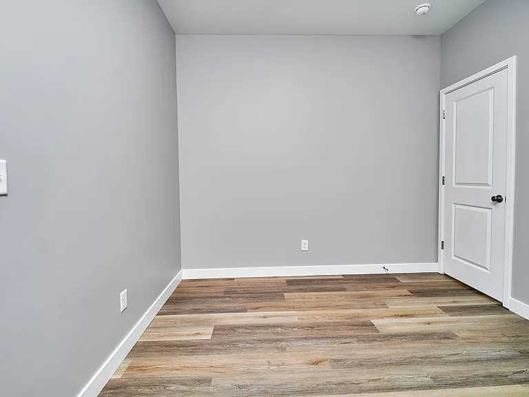 415 N Dequincy St — Photo 30