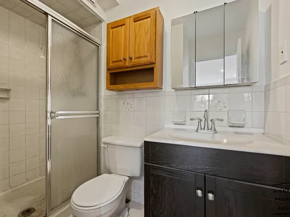 1105 East 72nd Street image 7 of 27