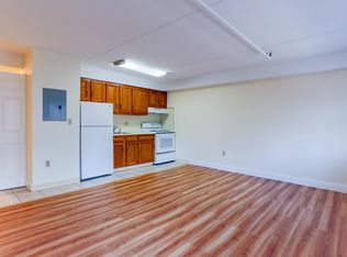 400 Massachusetts Ave #G, Boston, MA 02115