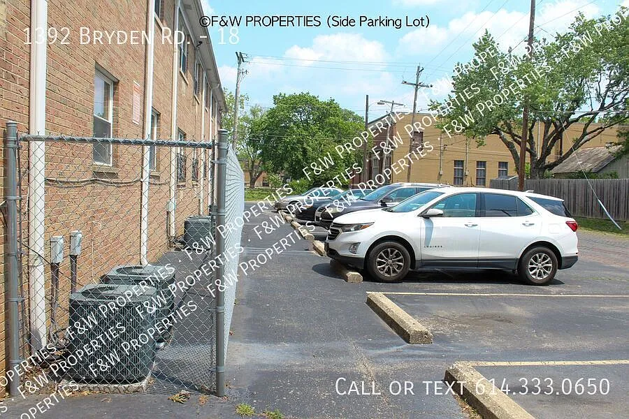 Located in the heart of Historic Olde Towne East and close to Franklin Park Conservatory. Feature... — Photo 3
