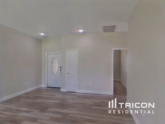 2nd image of 1439 N Salford Blvd