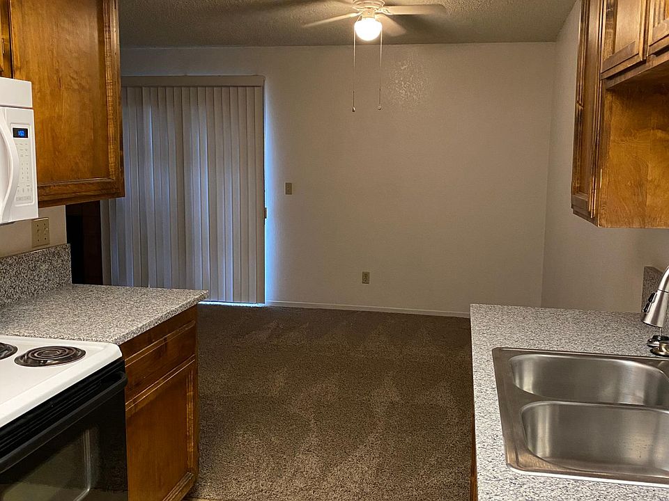 2nd image of 316 W Lexington Ave #102