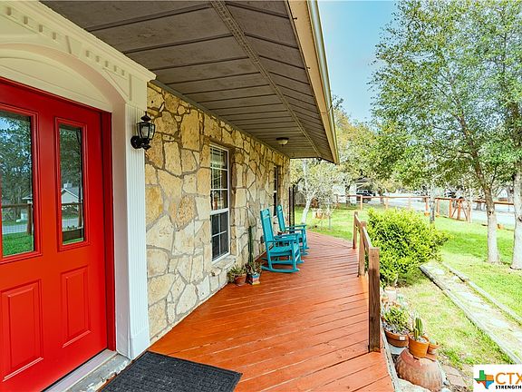 3rd image of 66 Woodacre Dr