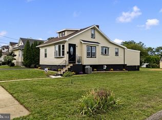 50 N Lippincott Ave, Maple Shade, NJ 08052