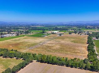 2942 Guerneville Road, Santa Rosa, CA 95401