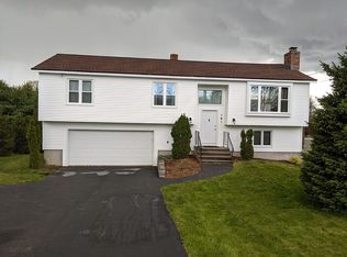 161 Parker Farms Rd, Wallingford, CT 06492