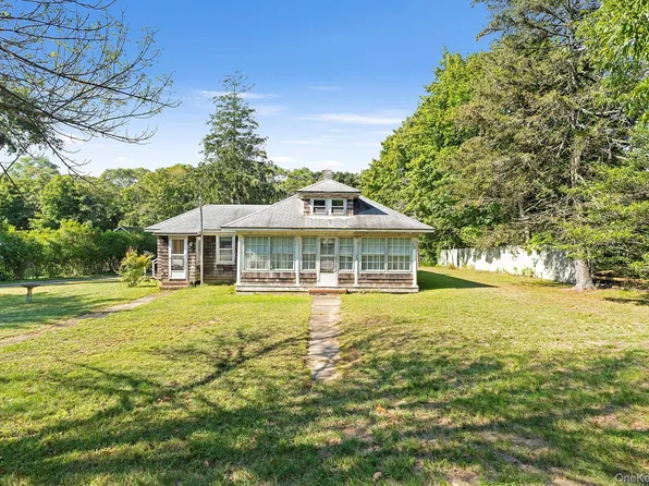 540 Abrahams Path, East Hampton, NY 11937