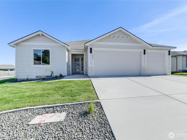 523 N Lessor Loop, Moses Lake, WA 98837