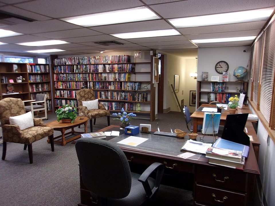 1st image of 1225 NW 21st Street #102
