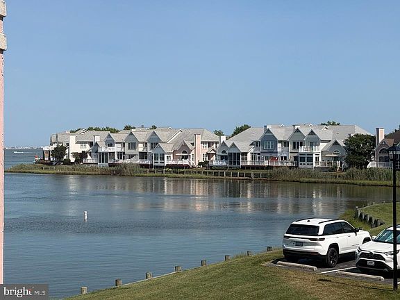 5th image of 7411 Yacht Club Dr #12402