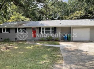 1633 Carolyn Dr, Stone Mountain, GA 30087