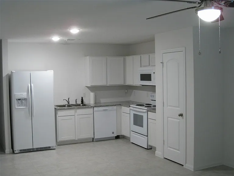 24617 Pools Creek Way — Photo 33